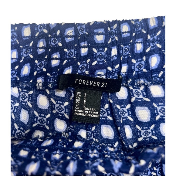 NWOT Blue Geometric Pattern Shorts | Forever 21 Boho Maximalist Grandmacore - Picture 3 of 3